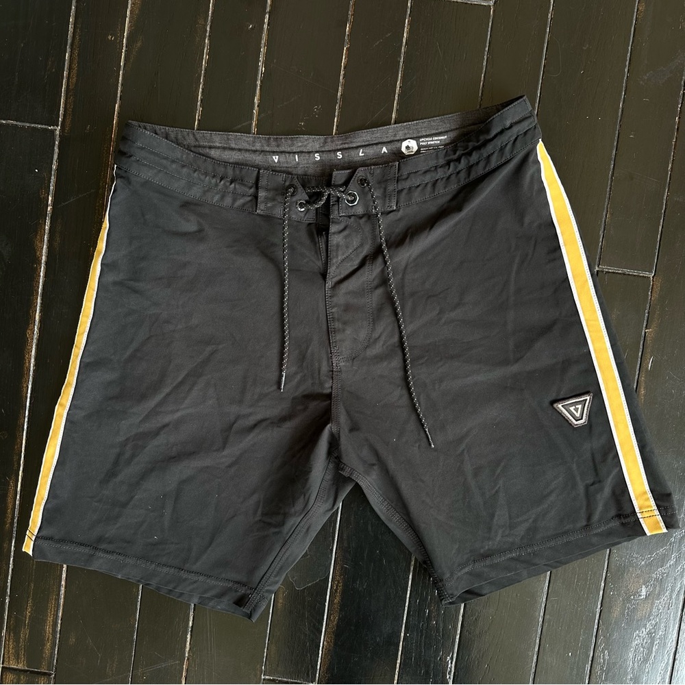 Vissla Surf board shorts swim trunks 8in inseam